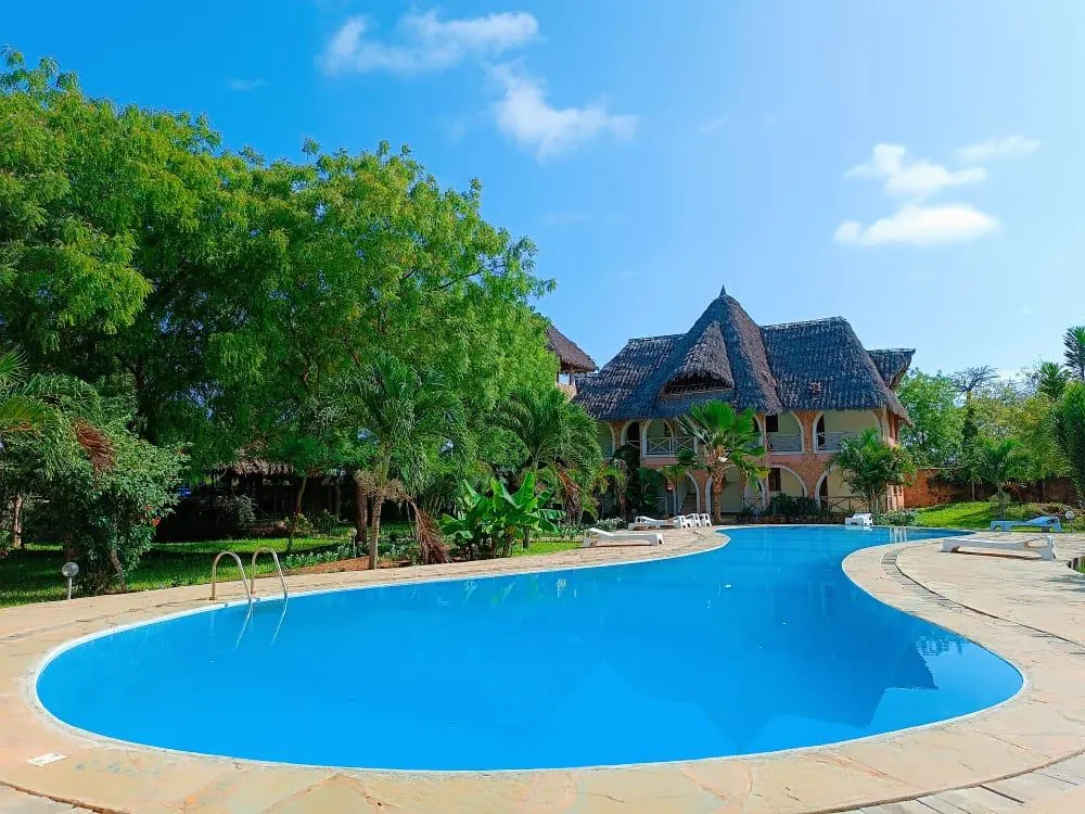 Swimming pool at Raquel's Bliss in Diani Beach